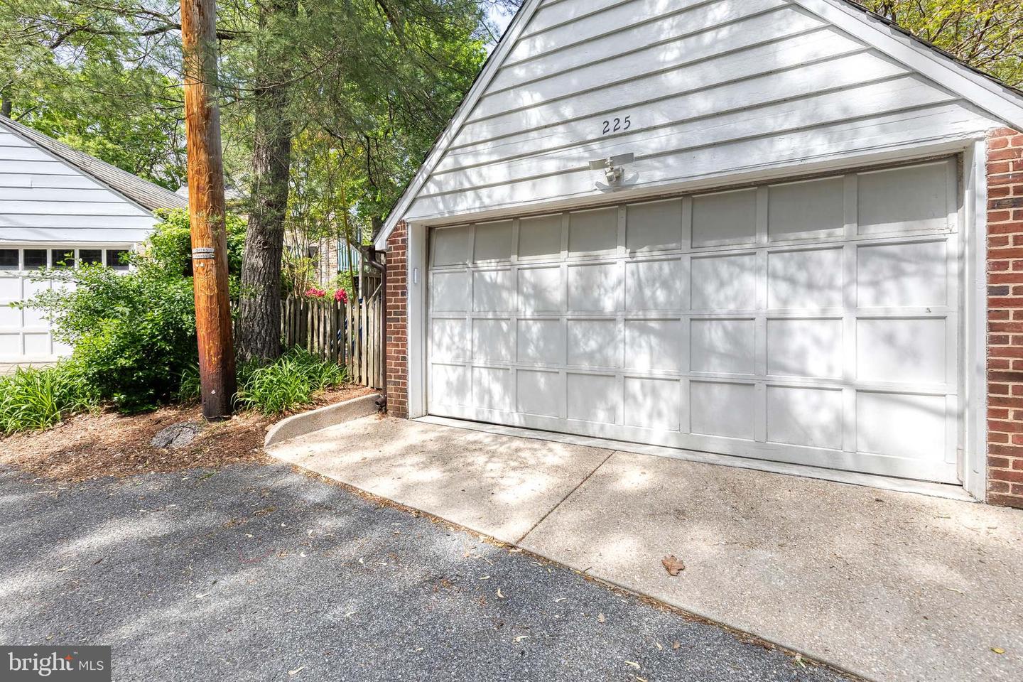 225 Tunbridge Rd