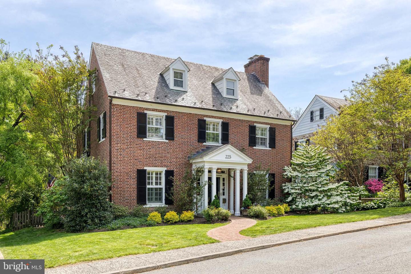 225 Tunbridge Rd