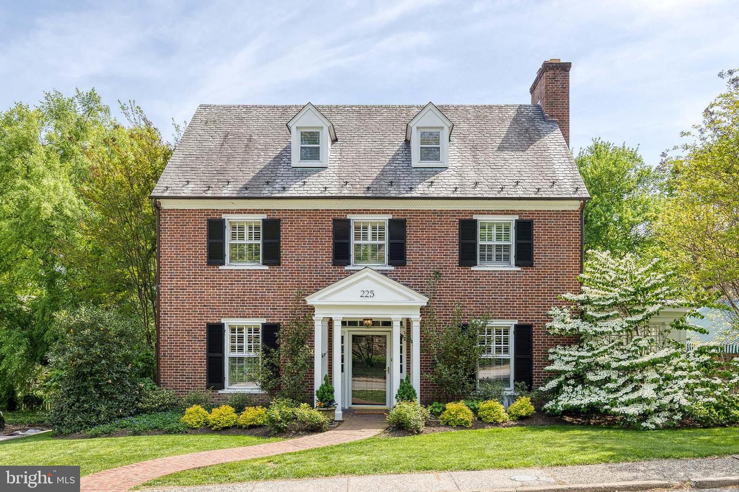 225 Tunbridge Rd