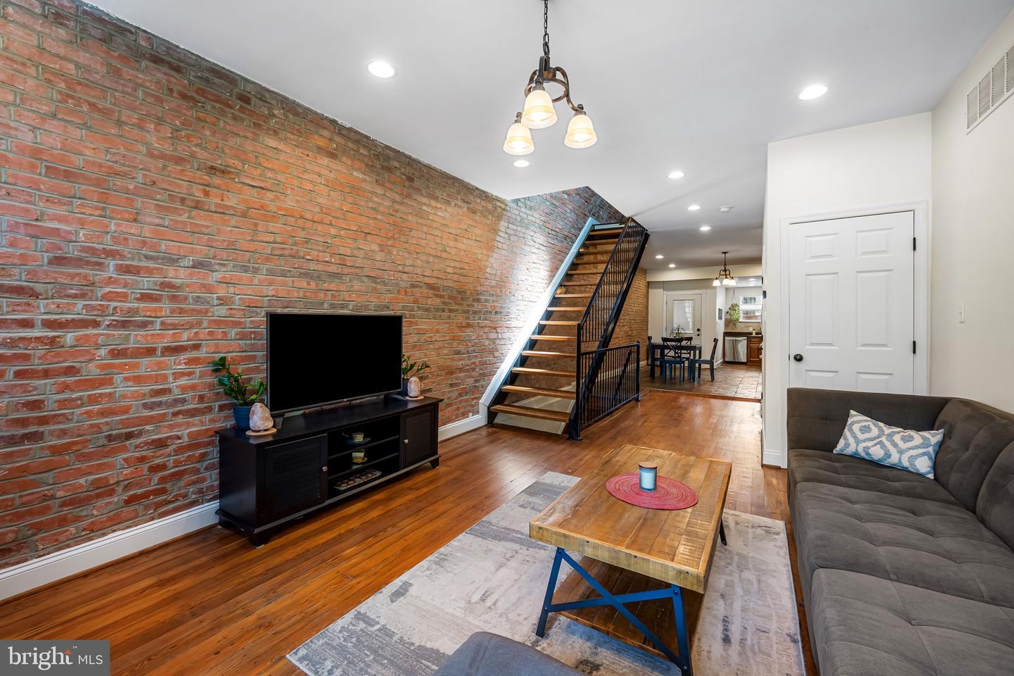 2731 Eastern Ave