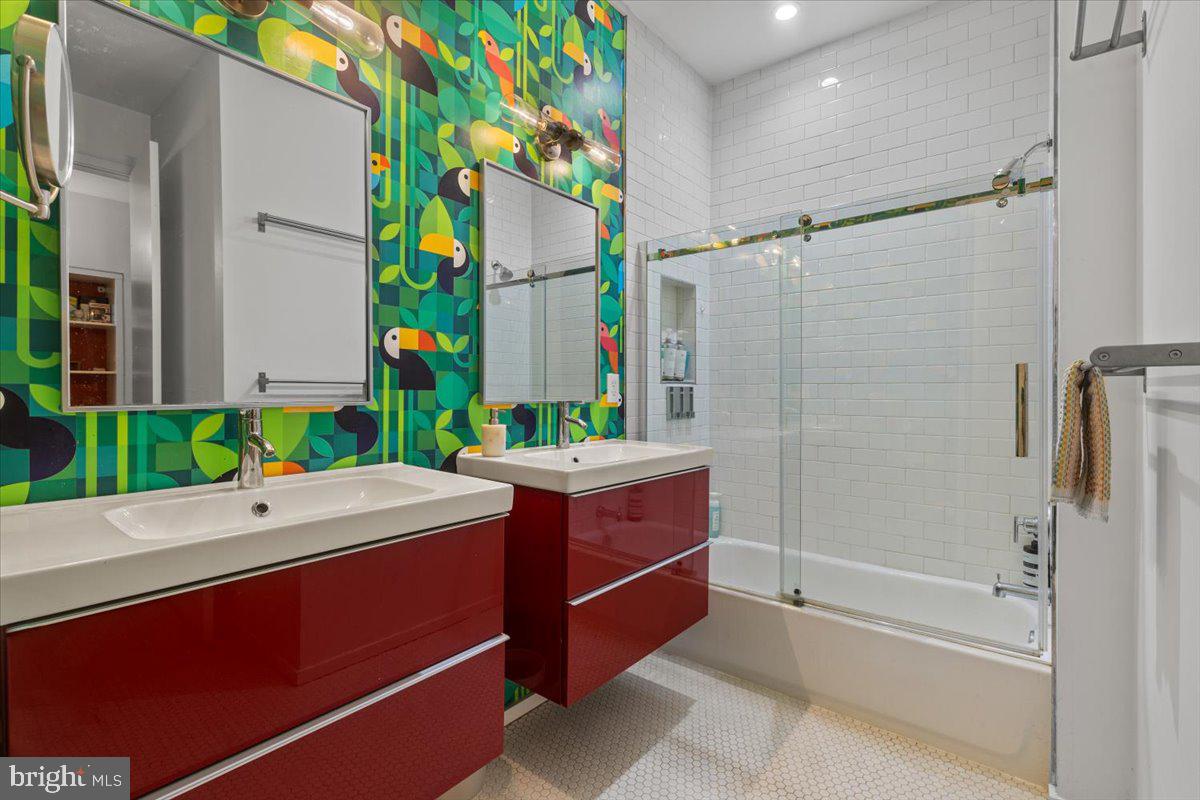 306 E LANVALE STREET