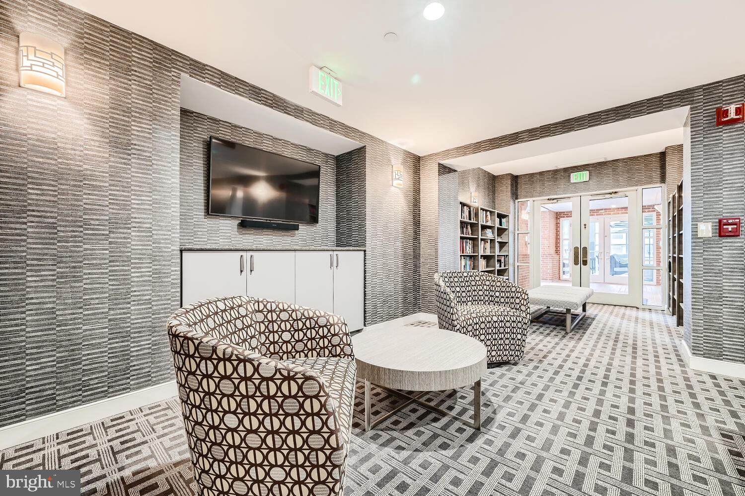 250 PRESIDENT STREET 605