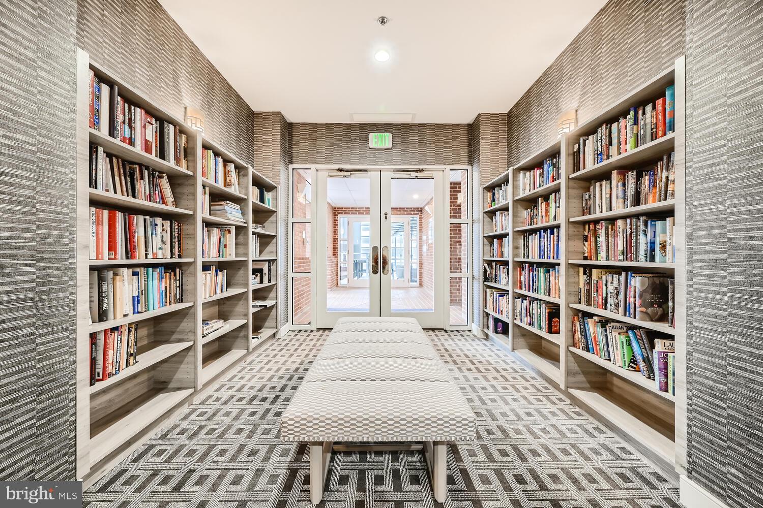 250 PRESIDENT STREET 605