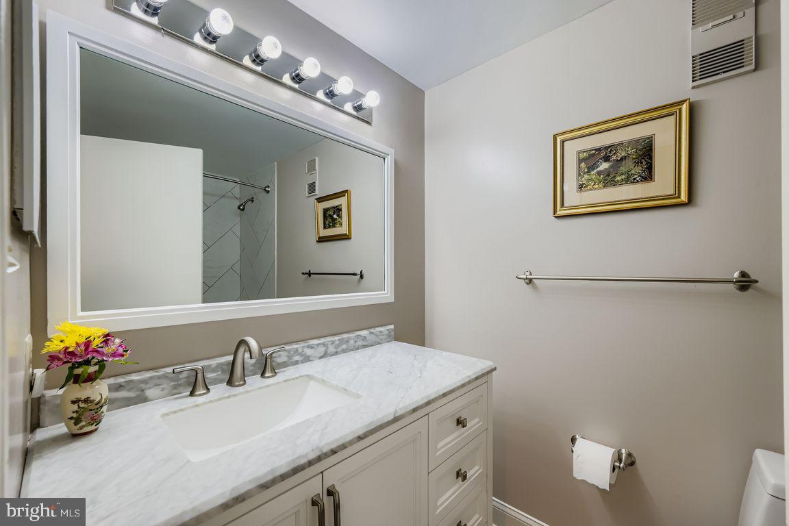 250 PRESIDENT STREET 605