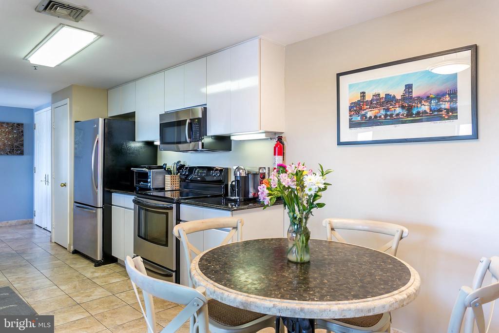 250 PRESIDENT STREET 605