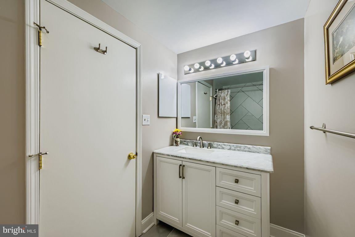 250 PRESIDENT STREET 605