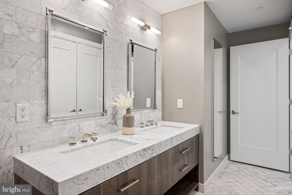 1330 LANCASTER STREET C603