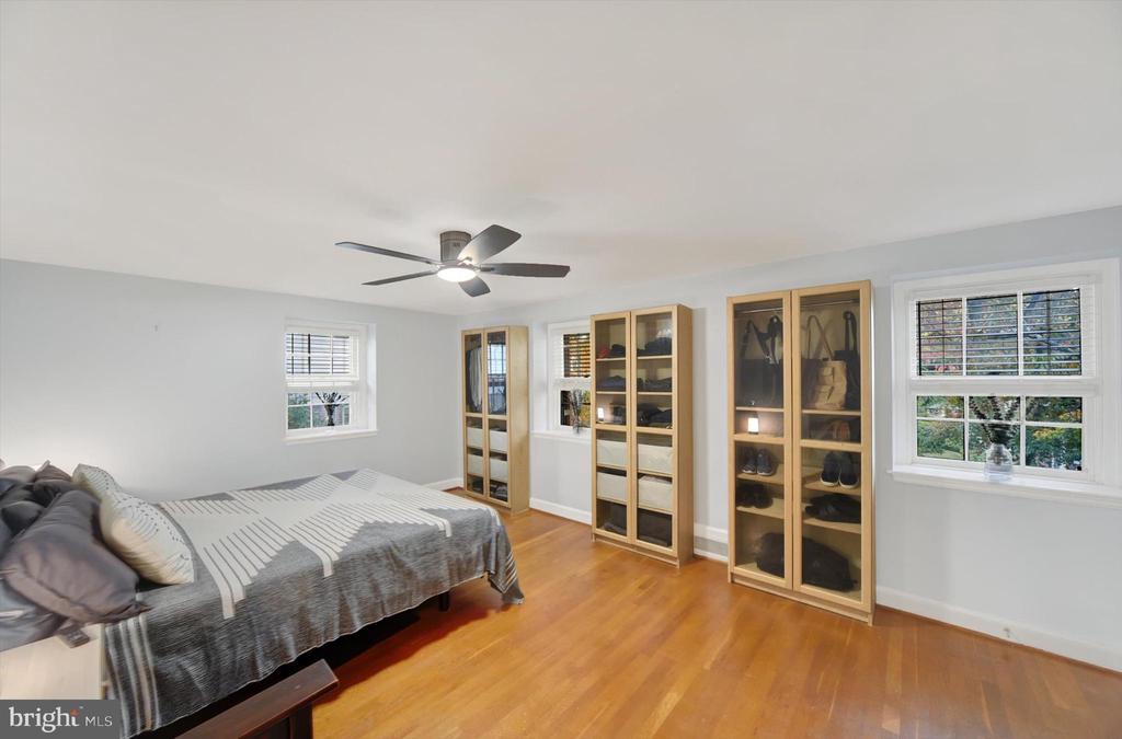 1219 SOUTHVIEW ROAD