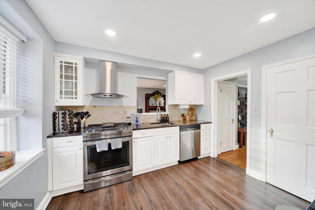 1219 SOUTHVIEW ROAD