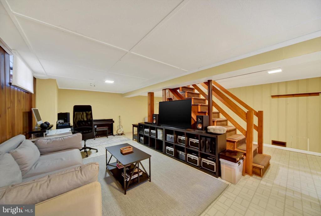 1219 SOUTHVIEW ROAD