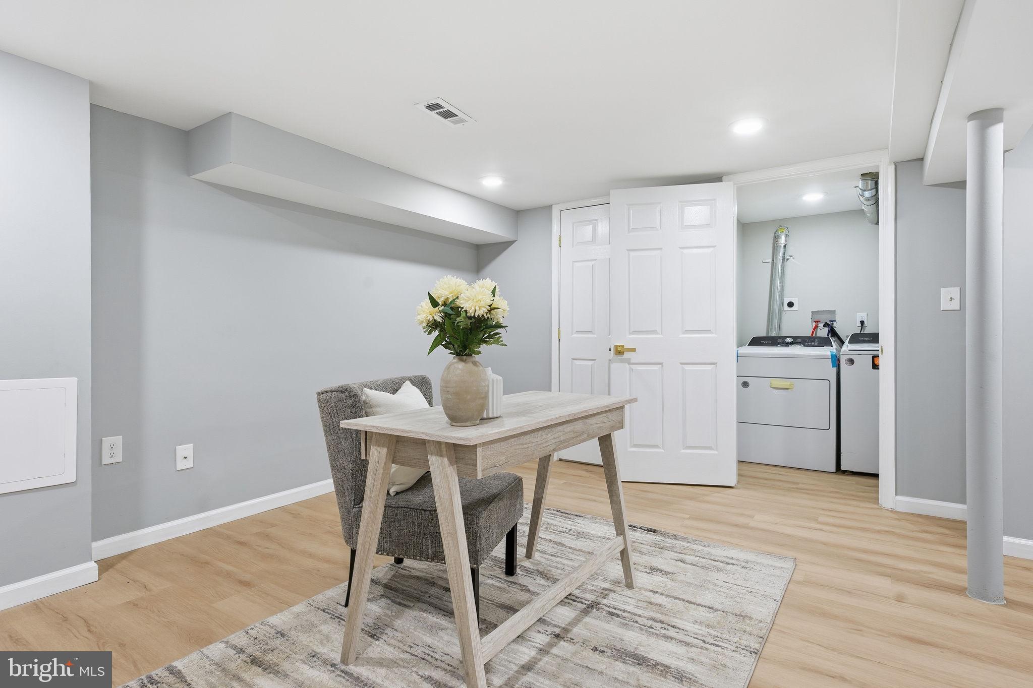 3604 WHITE AVENUE 1/2