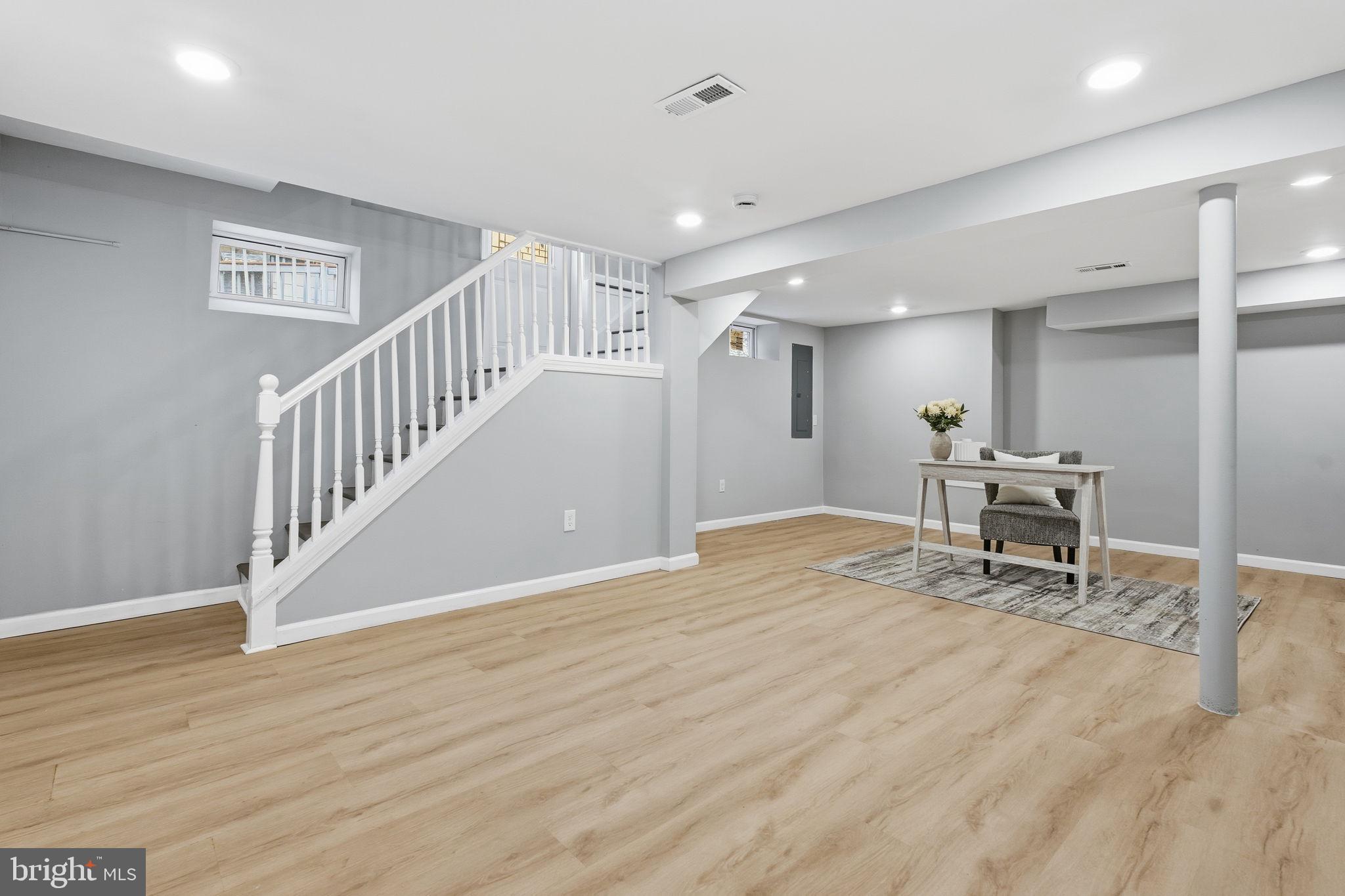 3604 WHITE AVENUE 1/2