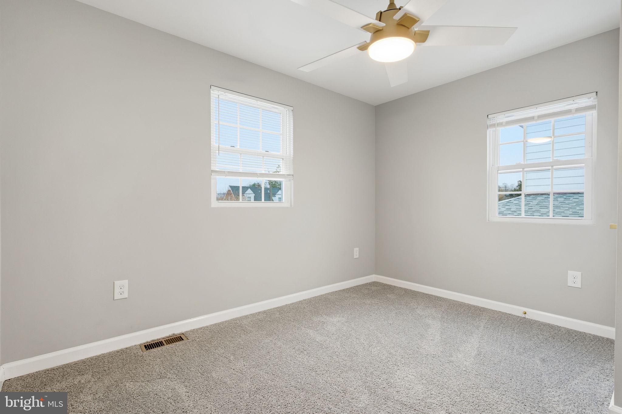 3604 WHITE AVENUE 1/2