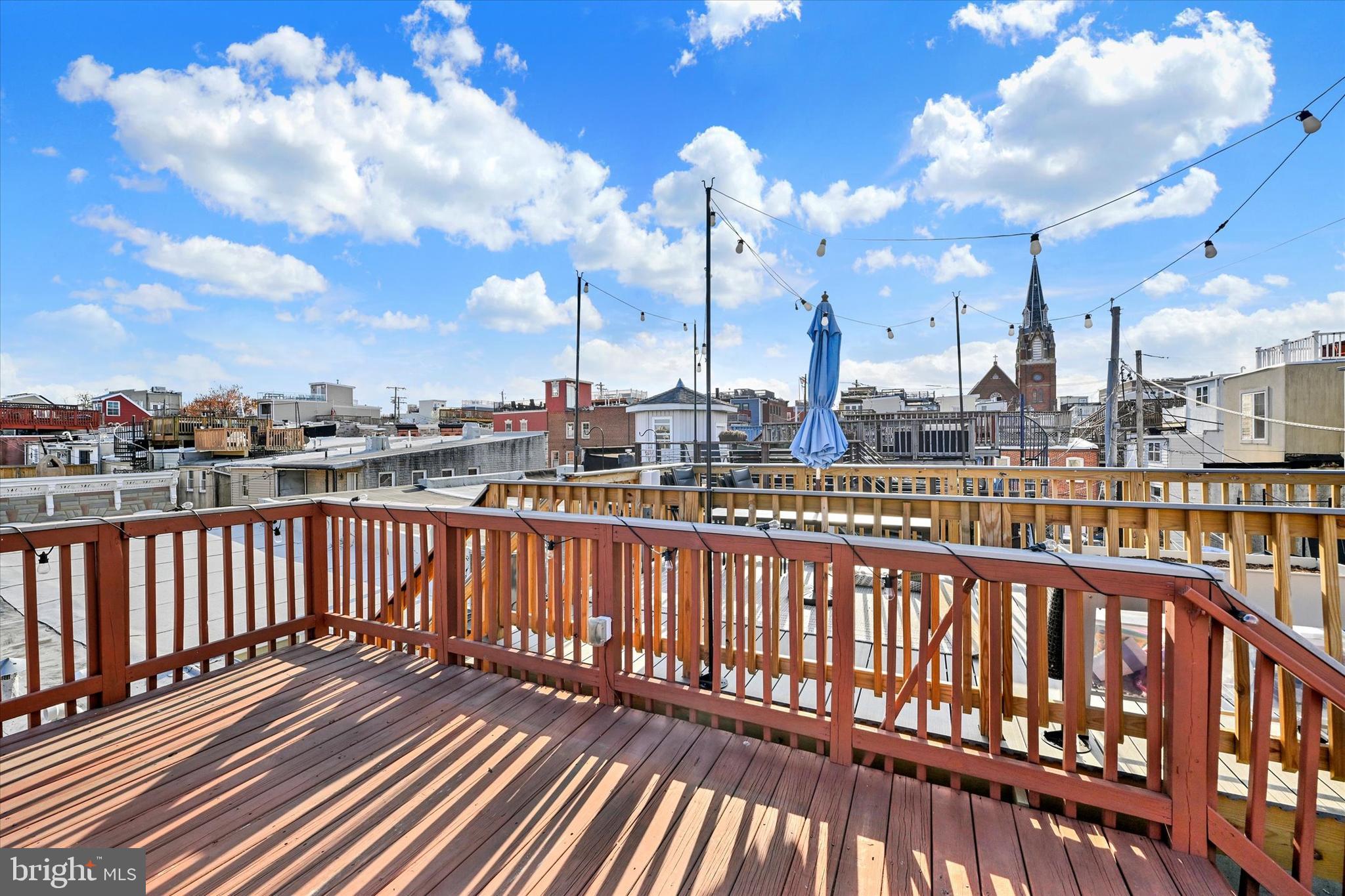 432 E CLEMENT STREET