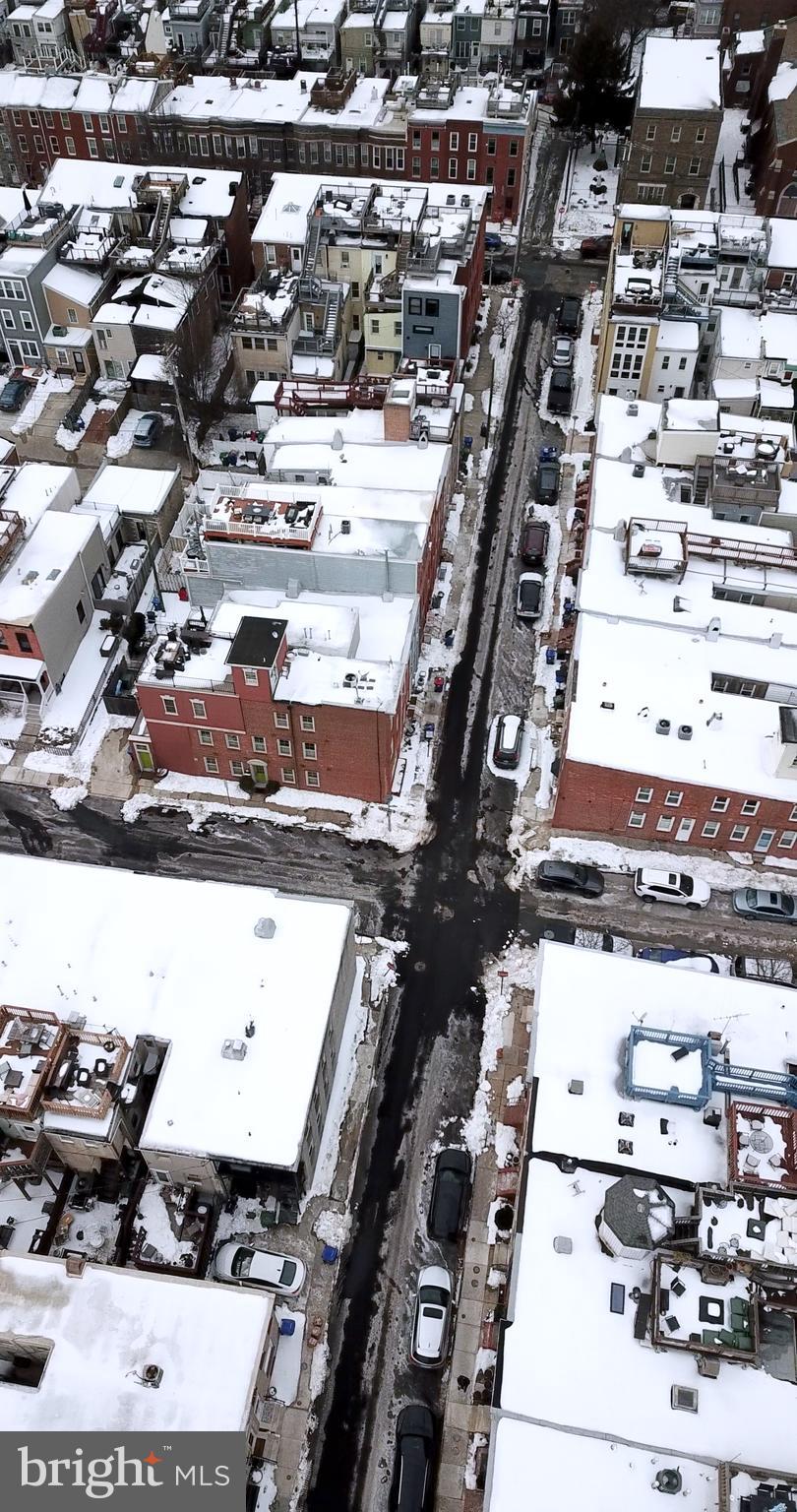 432 E CLEMENT STREET