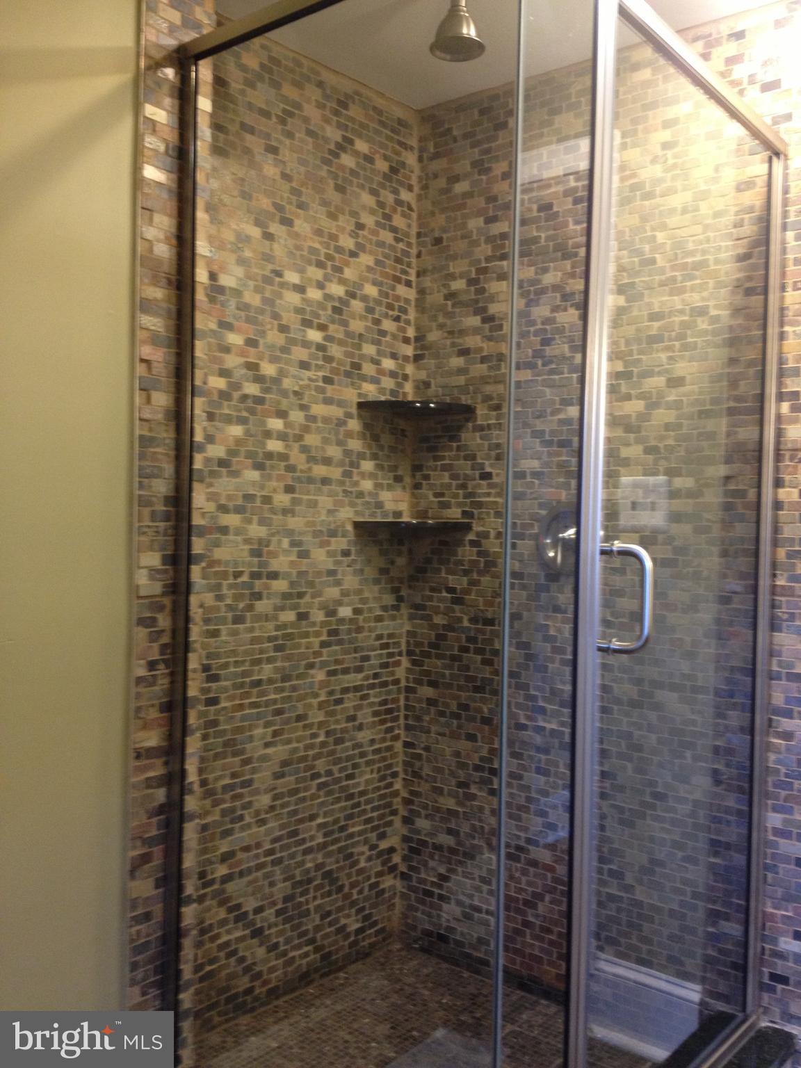 214 E UNIVERSITY PARKWAY