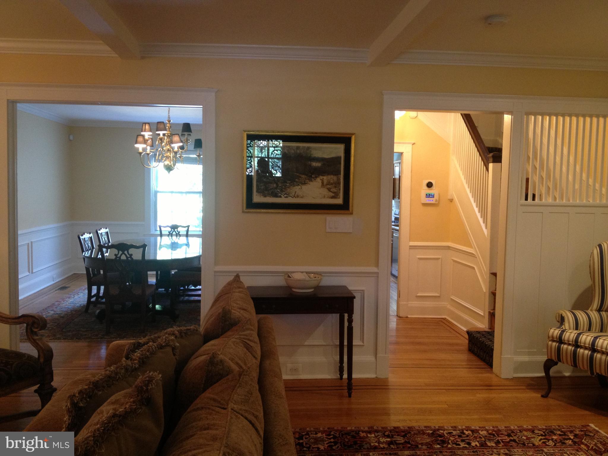 214 E UNIVERSITY PARKWAY