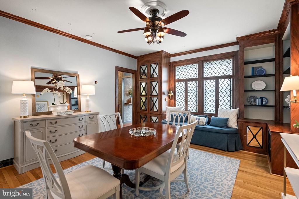 3405 GREENWAY 206