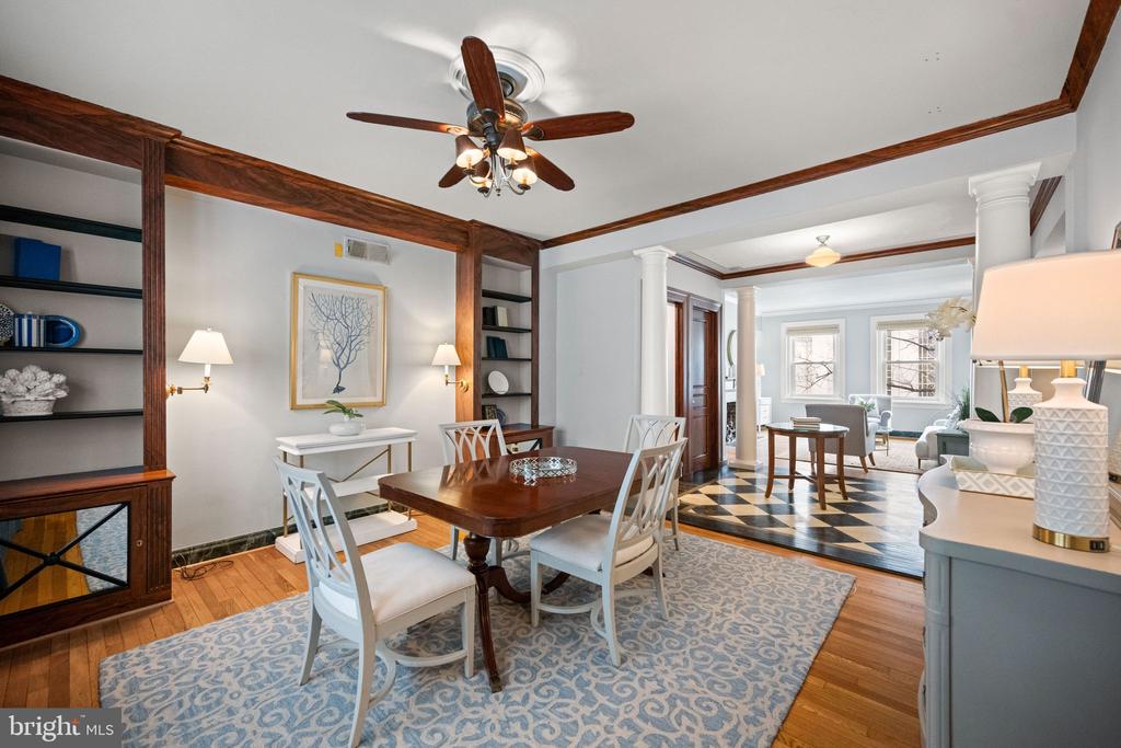 3405 GREENWAY 206
