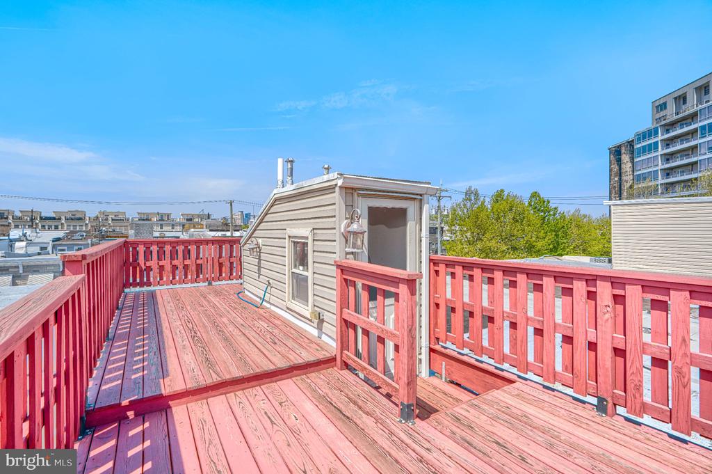 1411 REYNOLDS STREET