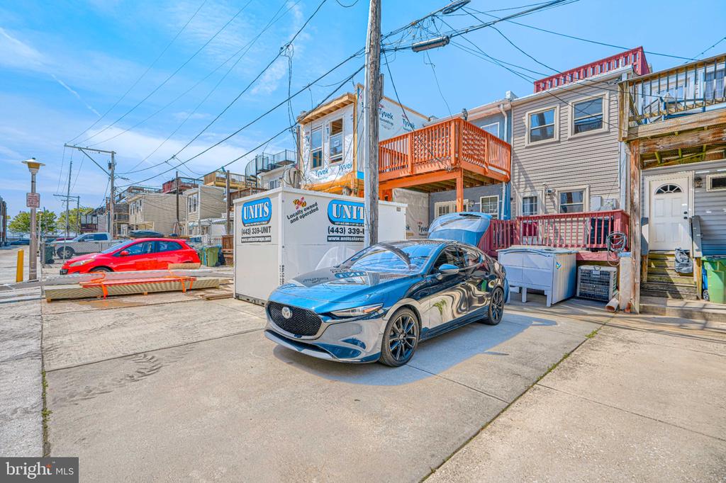 1411 REYNOLDS STREET