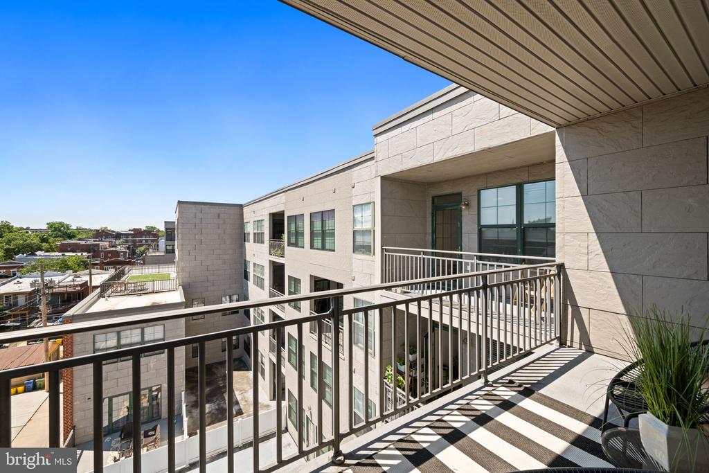 3201 SAINT PAUL STREET 424