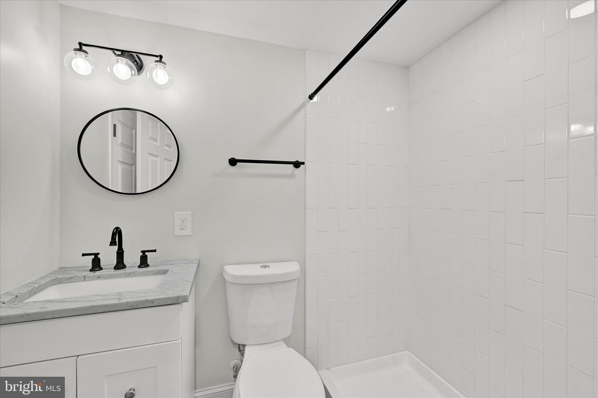 2 W BARNEY STREET