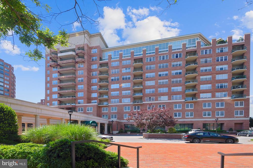 3801 CANTERBURY ROAD Unit: 409