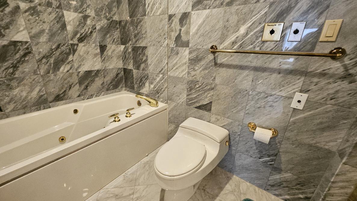 3801 CANTERBURY ROAD Unit: 409