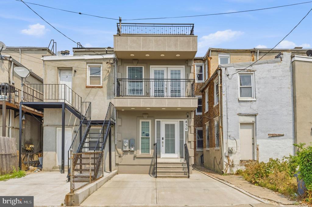 830 N BOND STREET