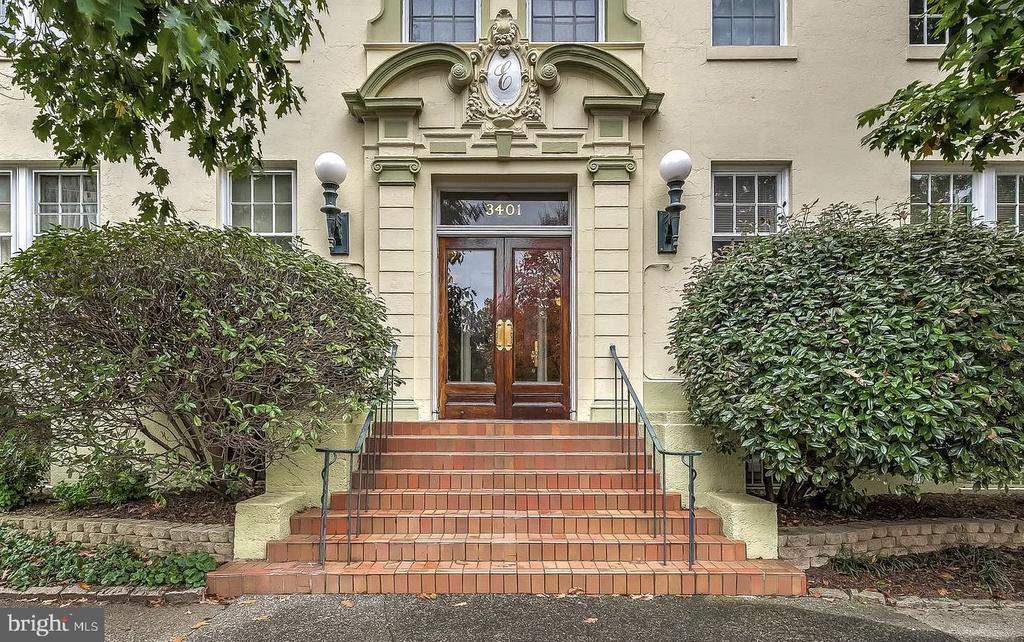 3401 GREENWAY Unit: 50