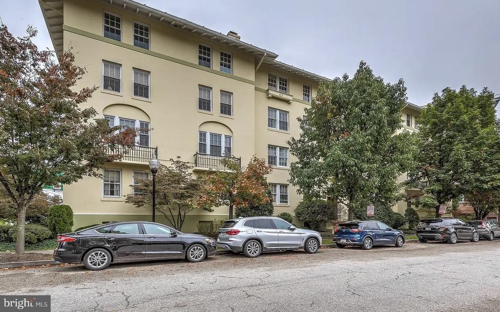 3401 GREENWAY Unit: 50