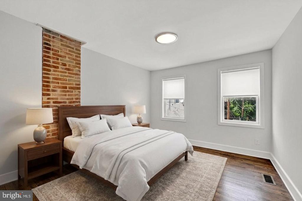 2 W BARNEY STREET