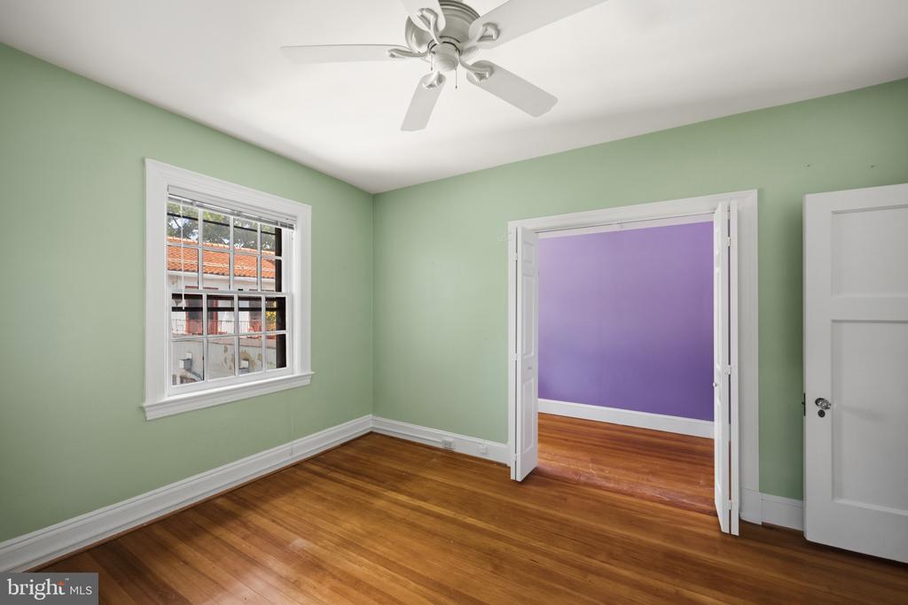 230 STONY RUN LANE Unit: 1E