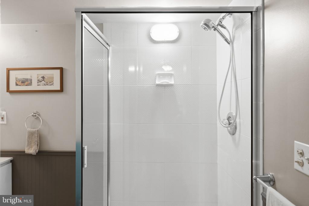 3405 GREENWAY GREEN Unit: 106