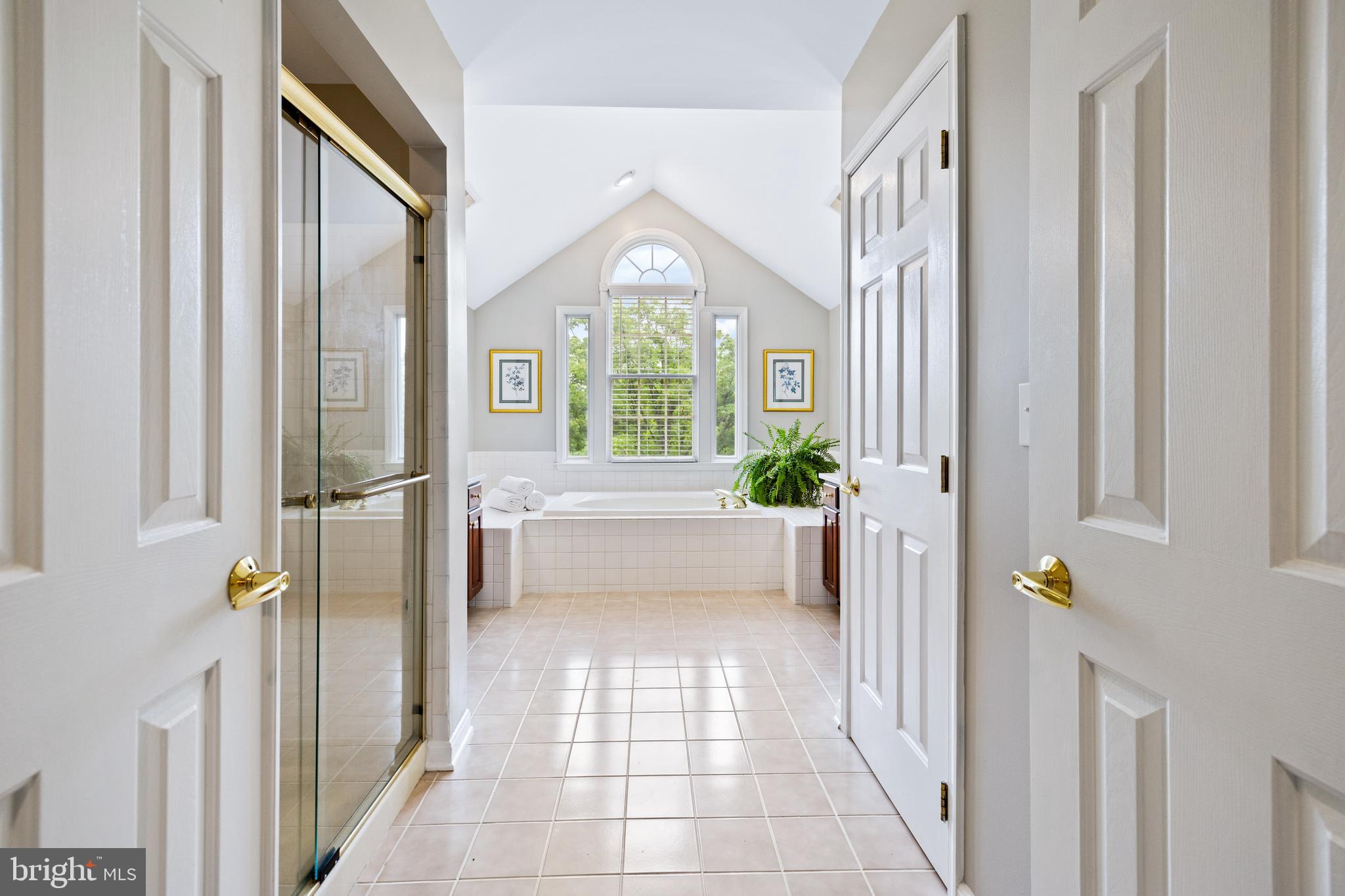 2111 OWEN FARM COURT
