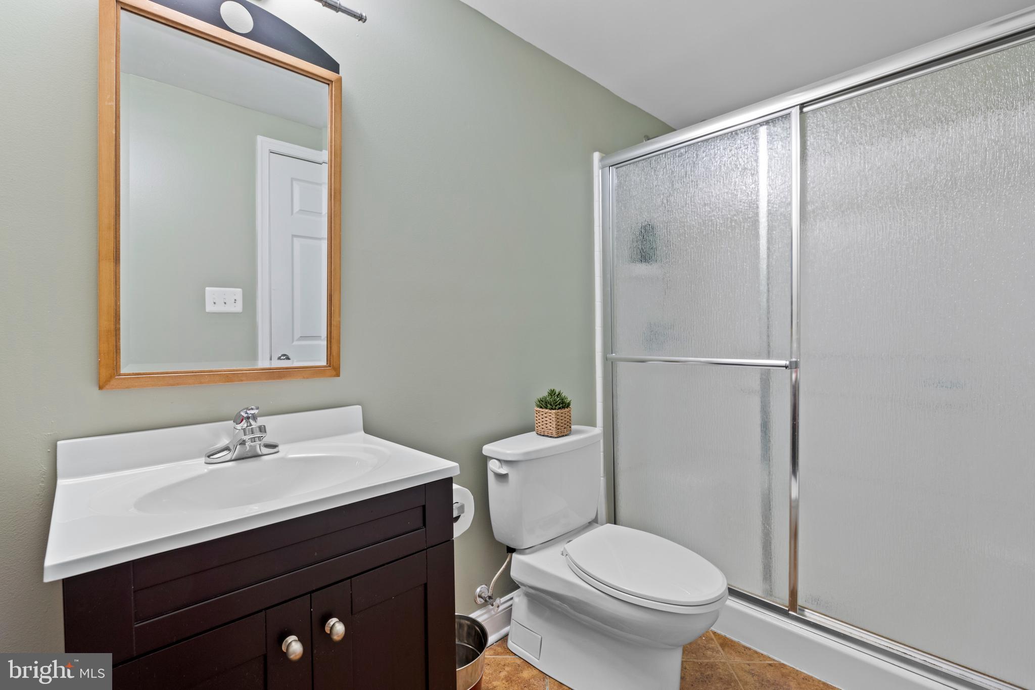 2111 OWEN FARM COURT