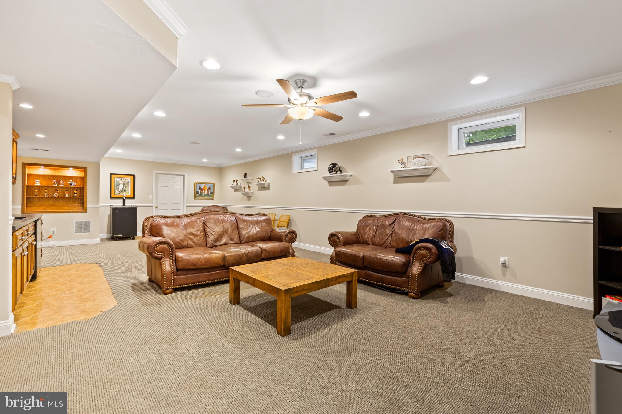 2111 OWEN FARM COURT
