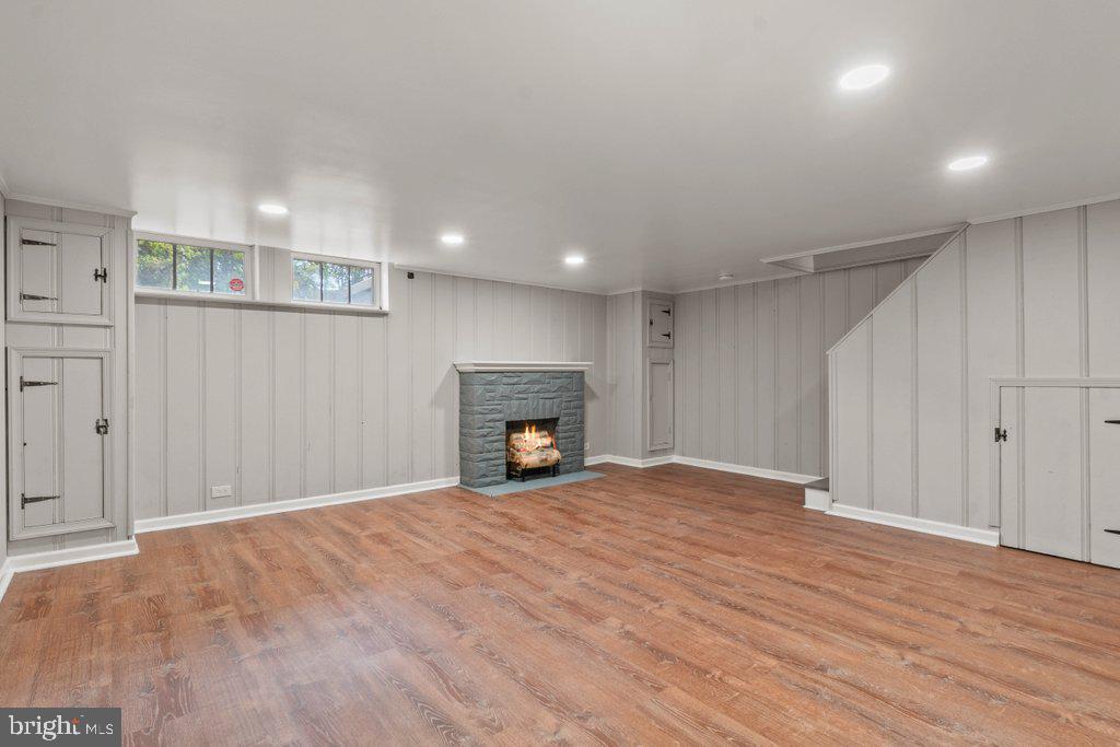 1526 Doxbury Rd