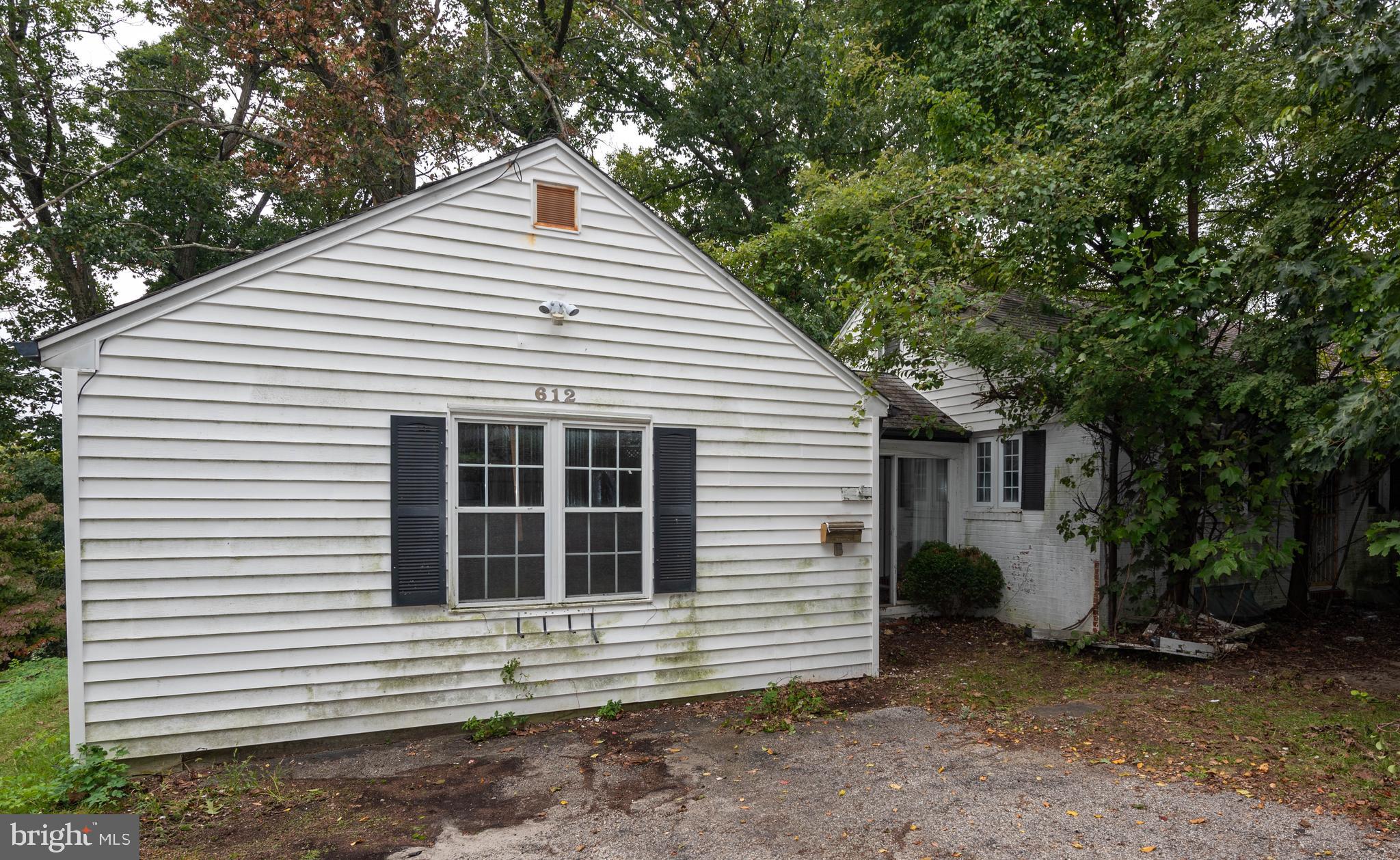 612 Coventry ROAD