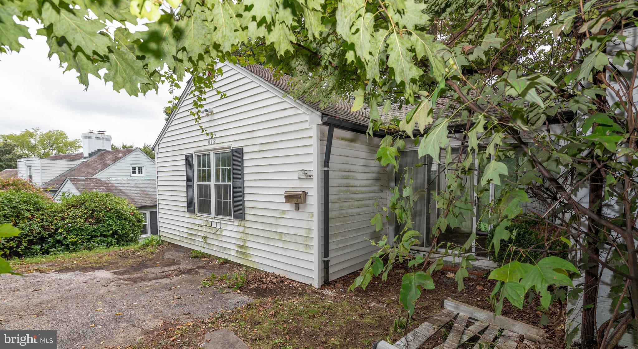 612 Coventry ROAD