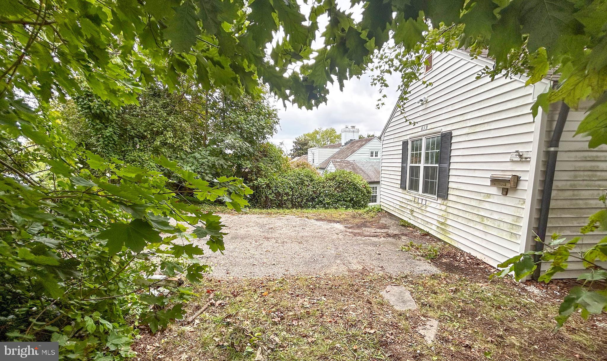 612 Coventry ROAD