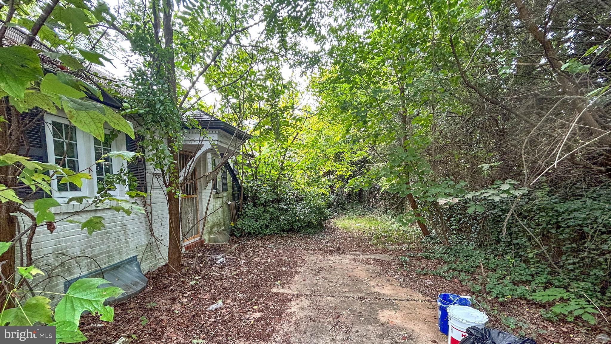 612 Coventry ROAD