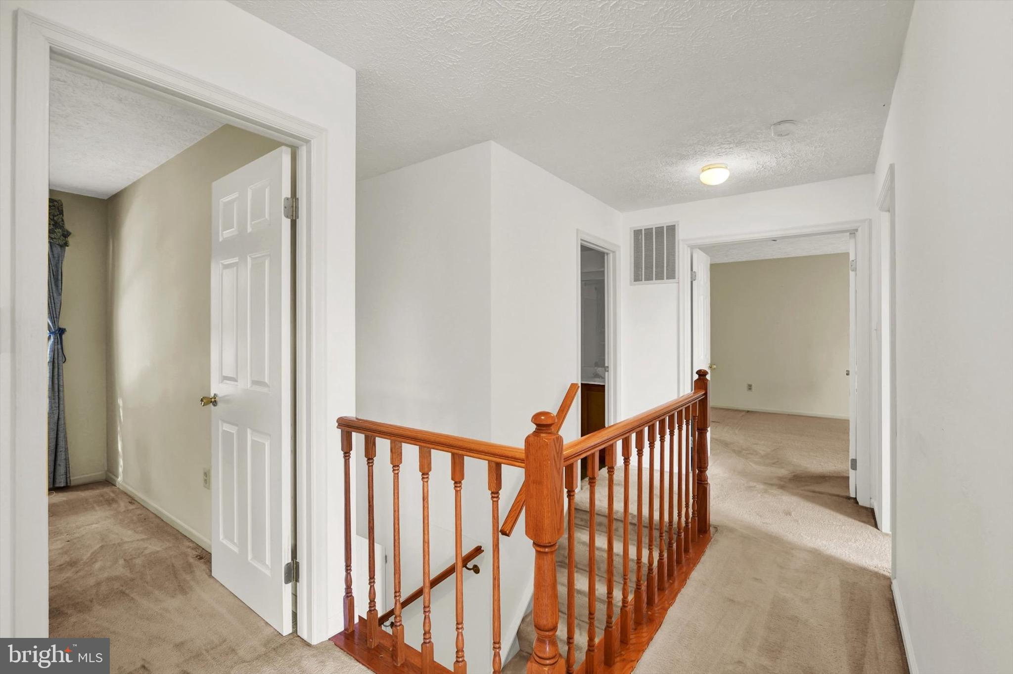 14 White Willow COURT