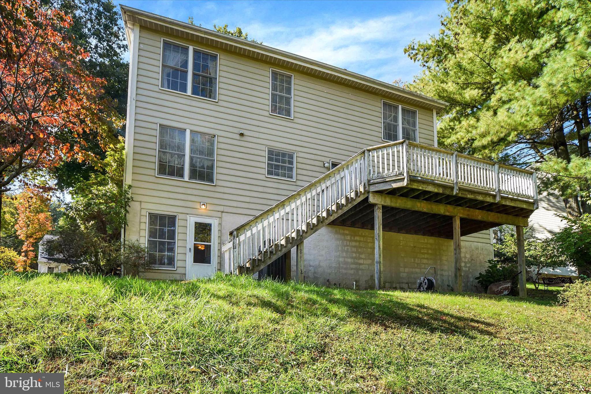 14 White Willow COURT