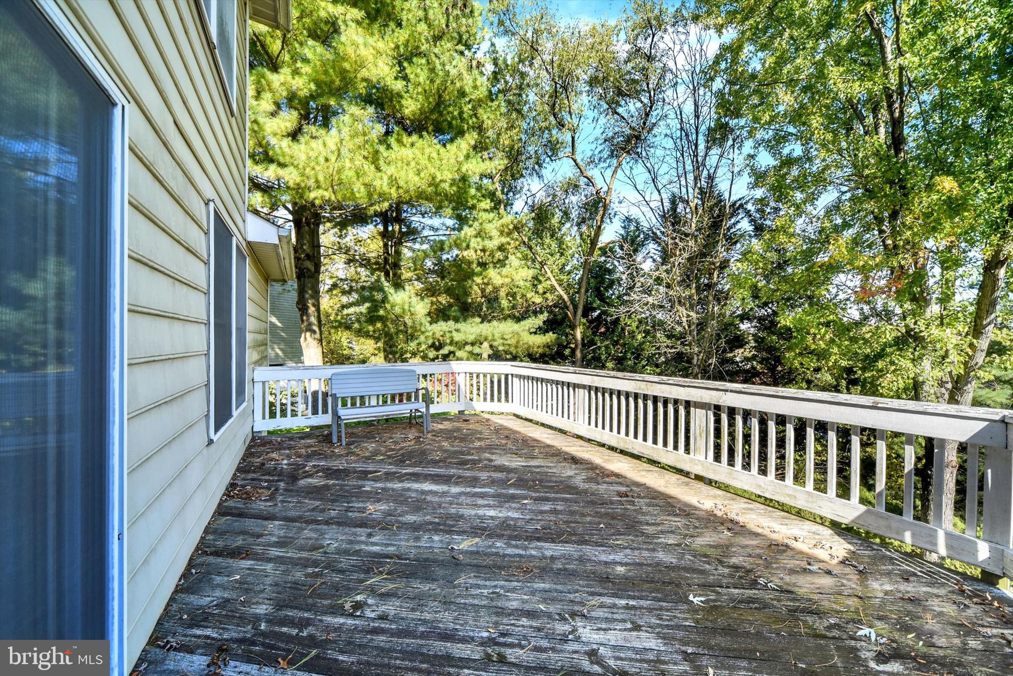 14 White Willow COURT