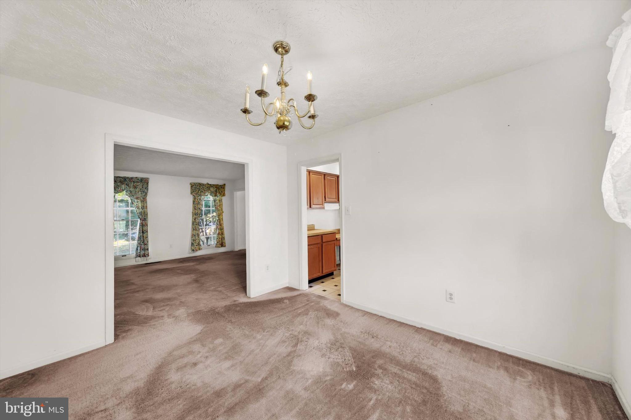14 White Willow COURT
