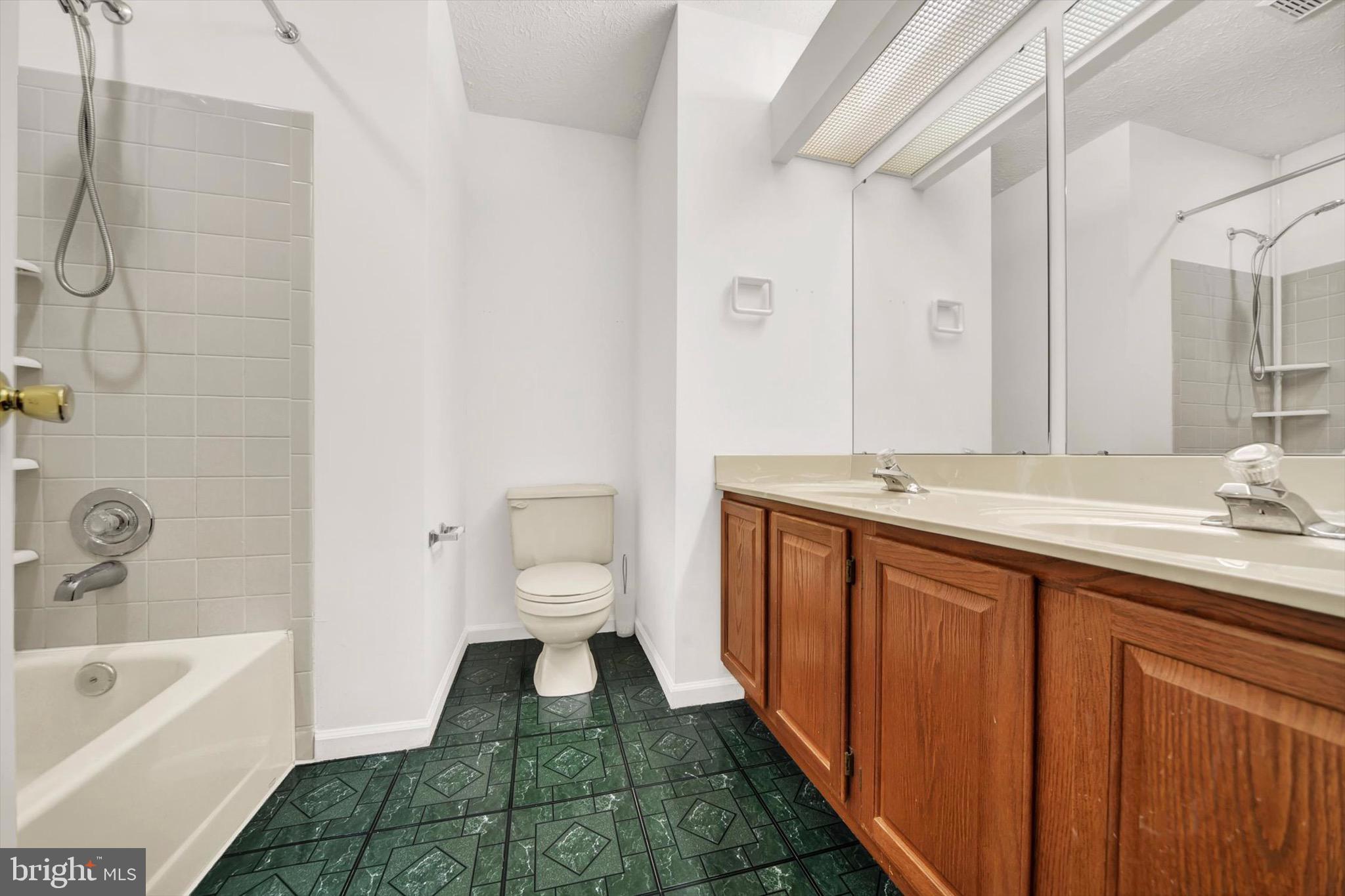 14 White Willow COURT