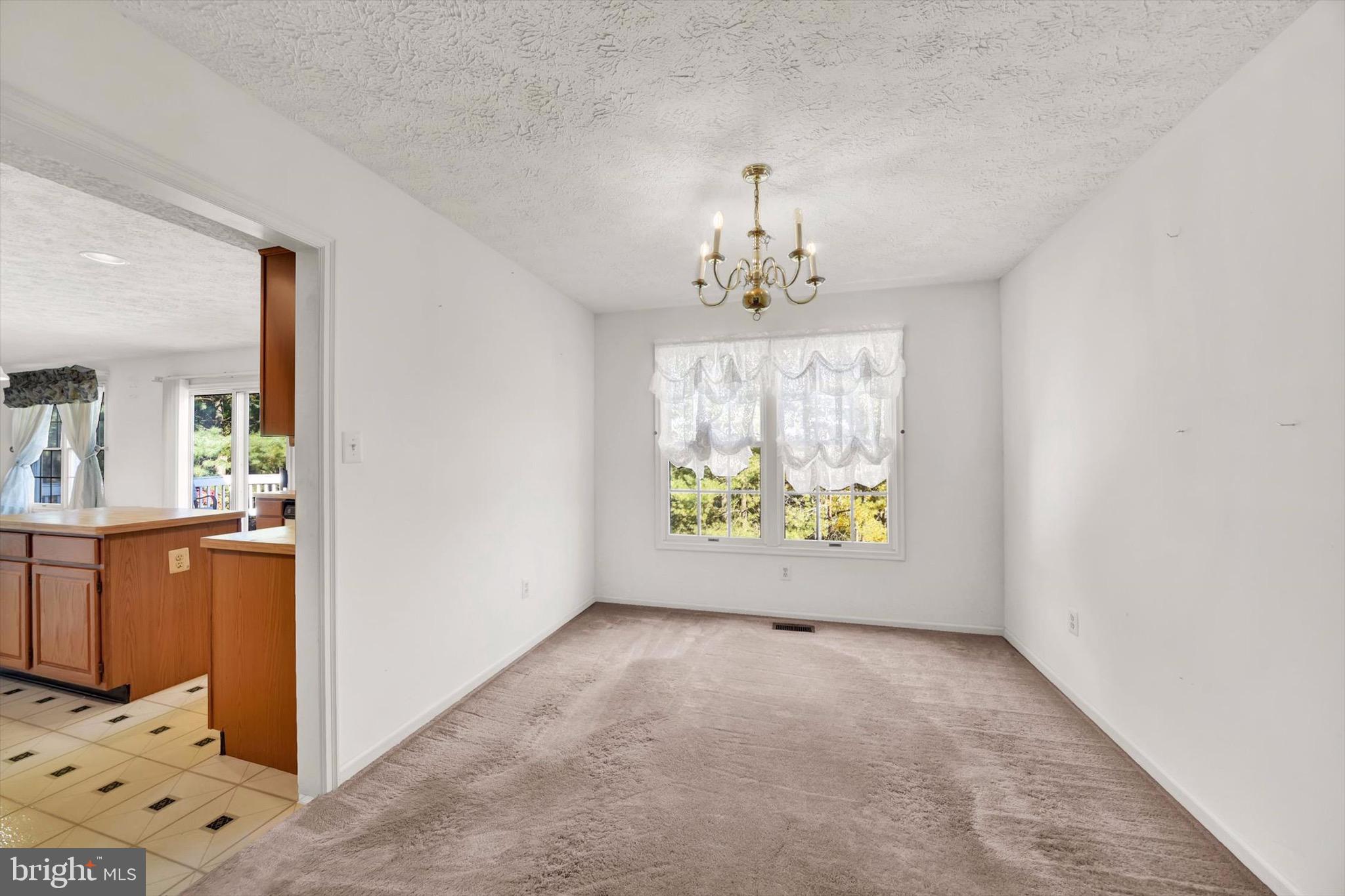 14 White Willow COURT