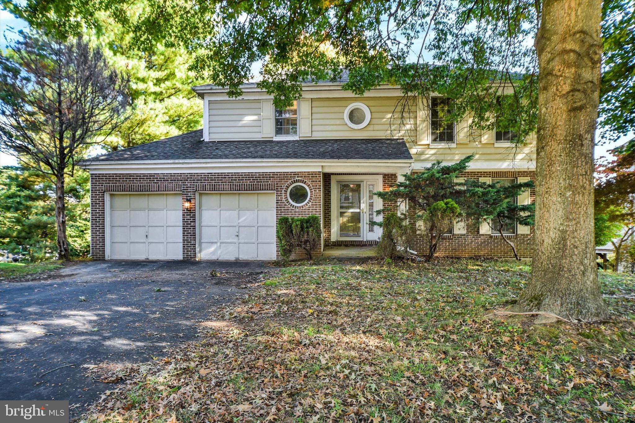 14 White Willow COURT